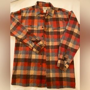 L.L.Bean Flannel Traditional Fit  (Chamois Fabric) Color: Apple Cinnamon